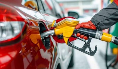 Petrol yükseldi, akaryakıtta zam beklentisi arttı