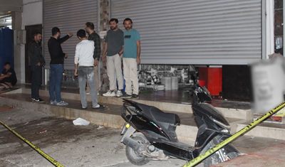 16 yaşındaki çocuk iş yerinde başından vuruldu