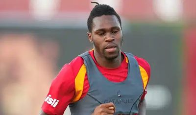 Galatasaray’da Wilfried Singo takımla çalıştı