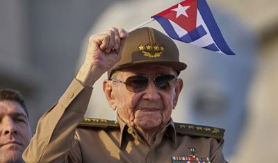 Çin’den Raul Castro kararına tepki