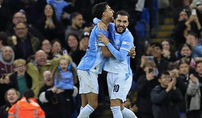 Manchester City penaltılarla turladı