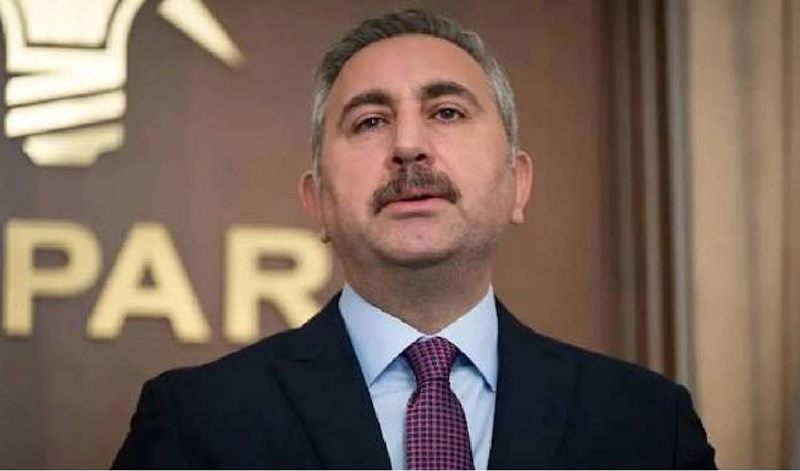 AKP'li Gül'den 'fon soruşturmasında isimler açıklanmalı' çağrısı