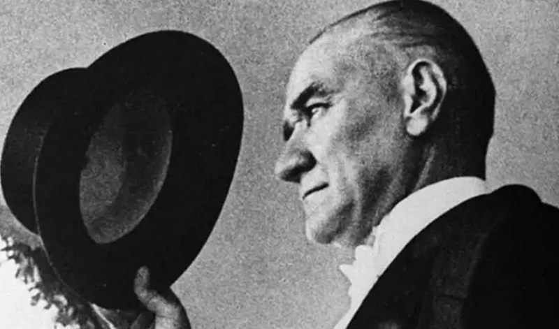 Atatürk’e göre Cumhuriyet nedir?