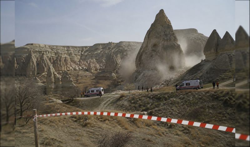 Kapadokya’da peribacası çöktü